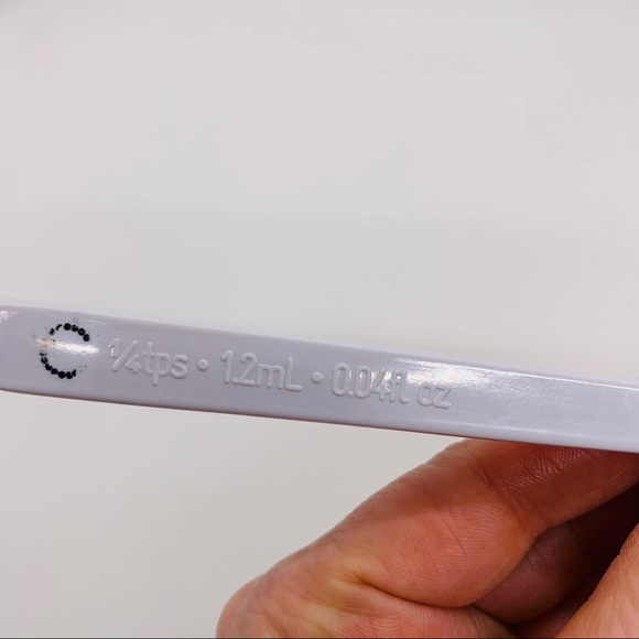 NWOT Contemporary Melamine Measuring Spoons 4 sizes - Picture 8 of 9